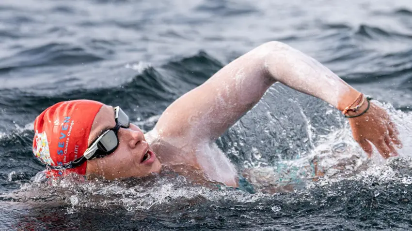 Bengisu Avcı, buzda kulaç atacak