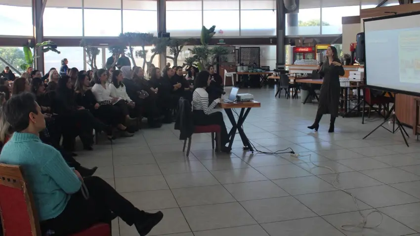 İzmir Büyükşehir’den Okul aile birliklerine kapsamlı destek