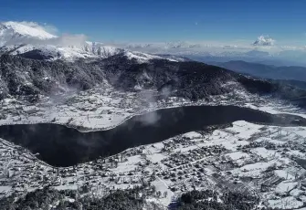 İzmir’de kar sevinci: Ödemiş’in yüksek kesimleri beyaza büründü