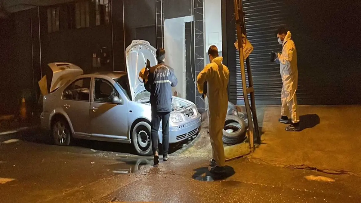 Sokakta kalan adamın dramı: Bir arabanın camı sığınak, gazı ölüm oldu haberinin görseli