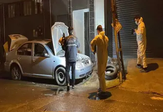 Sokakta kalan adamın dramı: Bir arabanın camı sığınak, gazı ölüm oldu