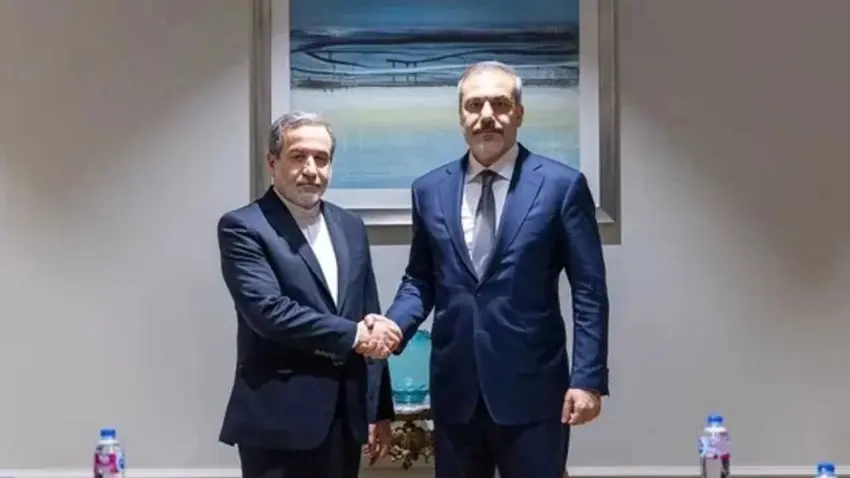 Bakan Fidan ile İran arasında diplomasi trafiği haberinin görseli