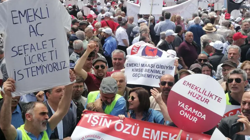 Emeklilikte Adalet Derneği: Primini doldurmuş emekçiyi yıllarca bekletmek adalet değil haberinin görseli