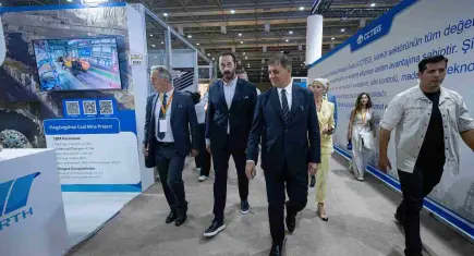 İzmir fuarlarda dünya sahnesinde