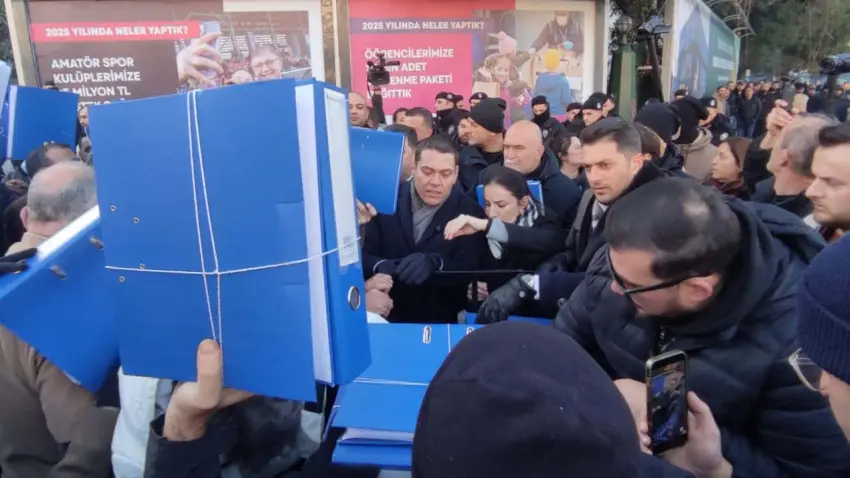 Martı TAG 48 bin imzayı UKOME’ye teslim etti