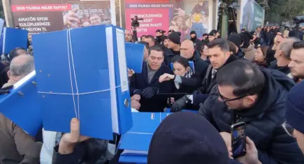 Martı TAG 48 bin imzayı UKOME’ye teslim etti