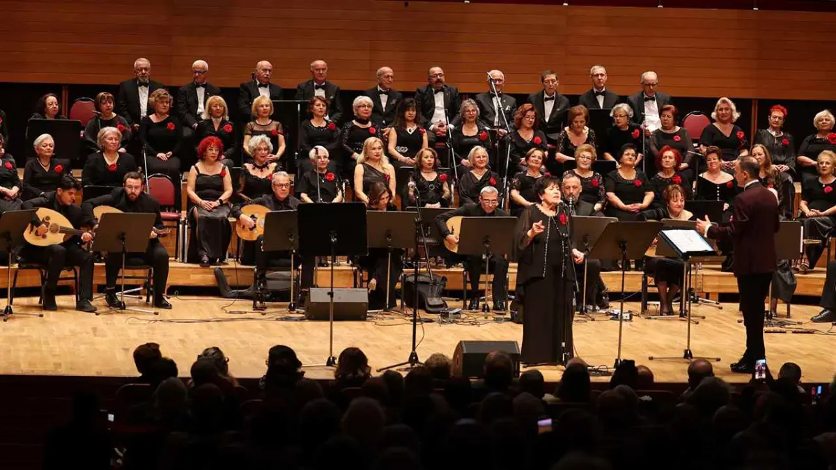 TÜLOV, 25. yılını AASSM’de görkemli konserle kutladı haberinin görseli