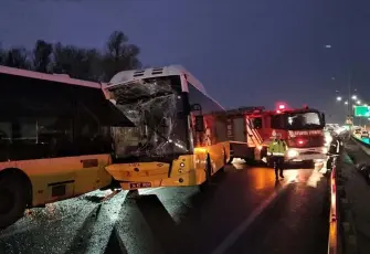 3 İETT otobüsü çarpıştı: Zincirleme kazada 5 kişi yaralandı