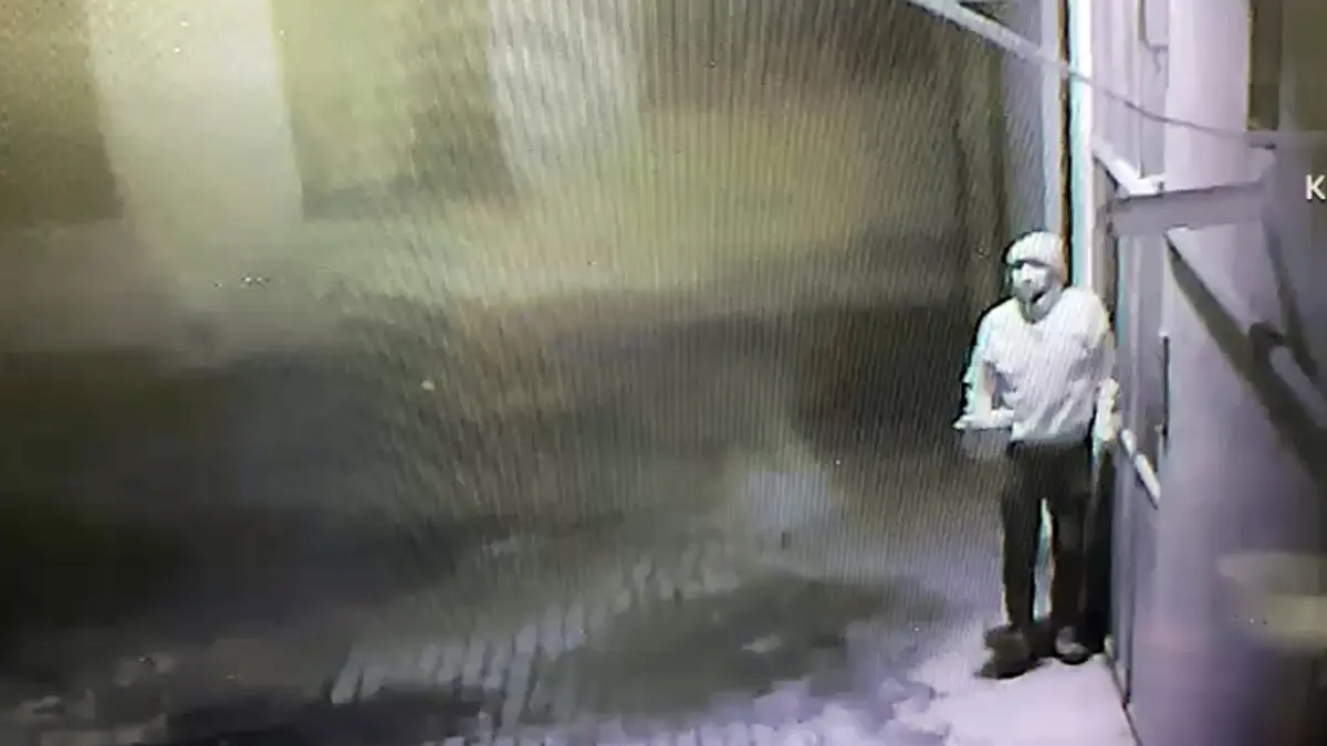 Aksaray’da 750 bin liralık hırsızlık: Demir korkulukları söküp evlere giriyor haberinin görseli