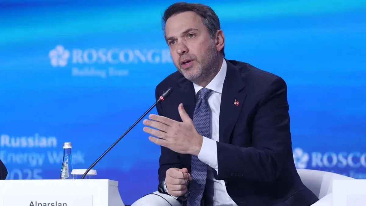 Bakan Bayraktar: Bu sene 8 milyon haneye yetecek gazı üretmiş olacağız, 2028’de 16 milyona çıkacak haberinin görseli