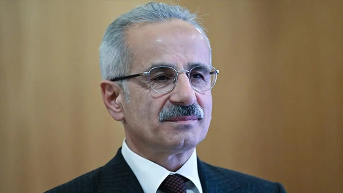 Bakan Uraloğlu: Gökyüzünde sınır tanımayan bir Türkiye inşa ettik haberinin görseli