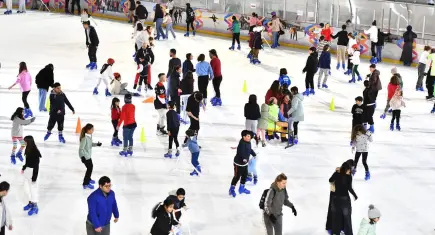 Büyükşehir’den öğrencilere yarıyıl tatiline özel buz pisti sürprizi