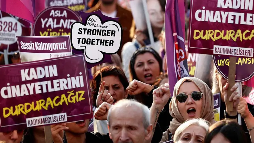 Kadın Cinayetlerini Durduracağız Platformu’ndan 2025’te öne çıkan dava kararları haberinin görseli