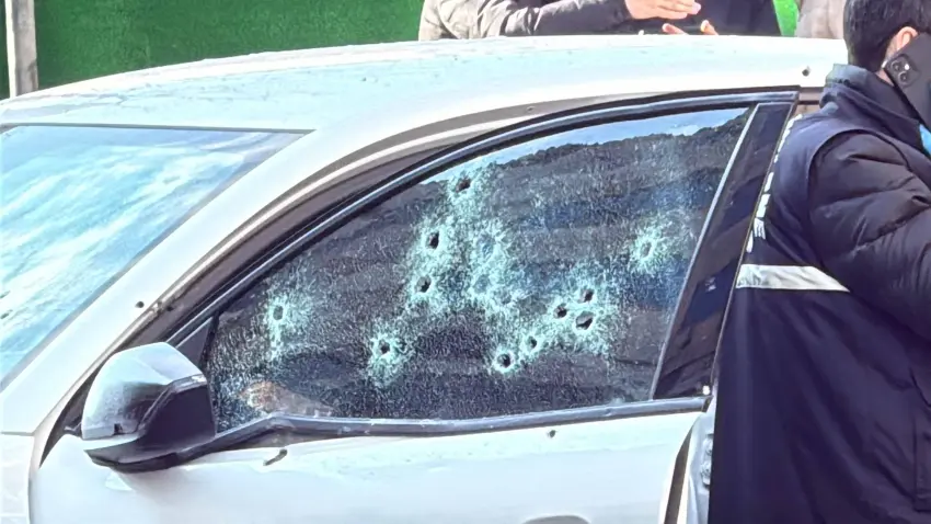 Kağıthane’de silahlı saldırı: Pusu kurup 37 el ateş ettiler haberinin görseli