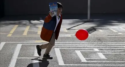 Yaklaşık 18 milyon öğrenci yarın karnelerini alıyor