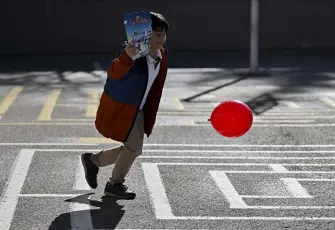 Yaklaşık 18 milyon öğrenci yarın karnelerini alıyor