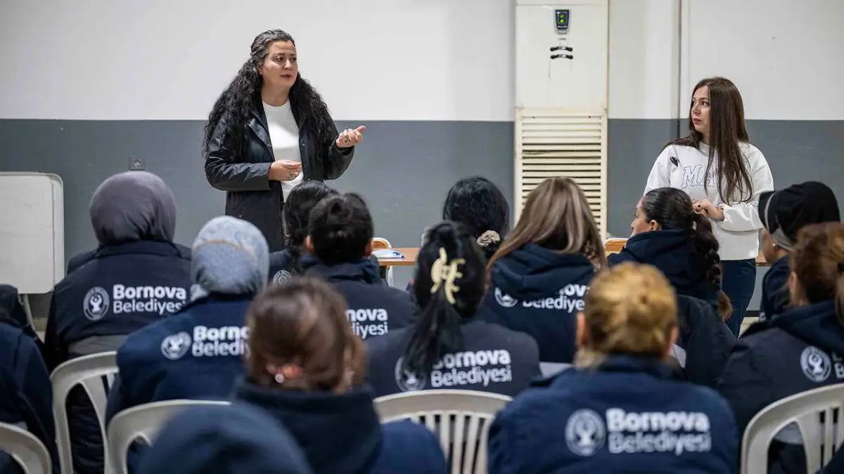 Bornova Belediyesi’nden kadın sağlığı eğitimi haberinin görseli