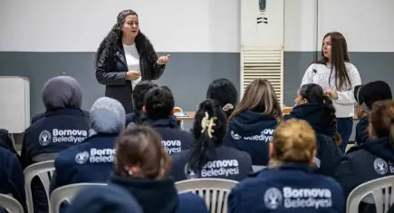 Bornova Belediyesi’nden kadın sağlığı eğitimi