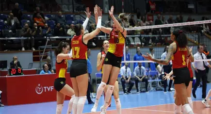 Göztepe filede derbiye çıkıyor