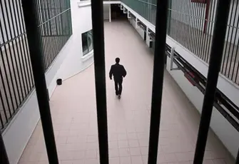 İzmir'de cezaevinde saldırı: 2 infaz koruma memuru yaralandı