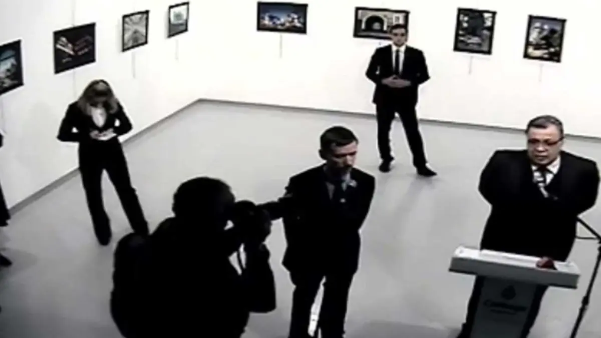 Karlov suikastının planlayıcısı Kanada'da deşifre oldu: İşte yeni adı ve işi!  haberinin görseli