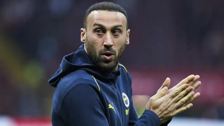 Kasımpaşa’dan forvet takviyesi: Cenk Tosun lacivert-beyazlı formayı giydi haberinin görseli