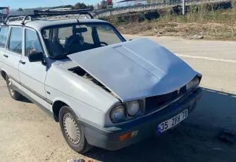 Ödemiş’te trafik kazası: İki araç çarpıştı, bir kişi hastanelik oldu