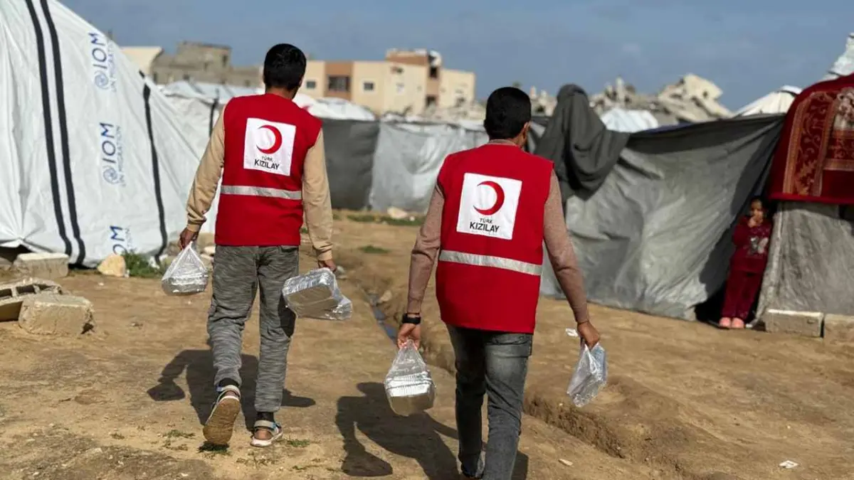Türk Kızılay’ı Gazze’de yardım faaliyetlerini artırdı haberinin görseli
