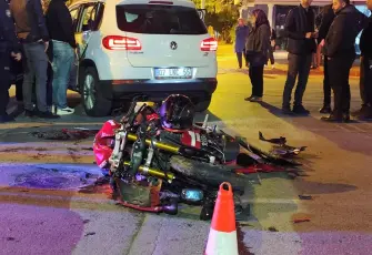 Antalya’da kaza: Kaskını kız arkadaşına veren motosiklet sürücüsü hayatını kaybetti