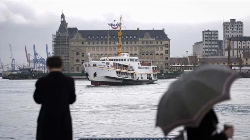 İstanbul Valiliği'nden kritik uyarı: Marmara ve Karadeniz’de fırtına kapıda! haberinin görseli