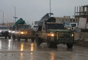 Suriye ordusu Rakka kapısında: YPG çekiliyor, Şara’dan tarihi Kürt kararnamesi!