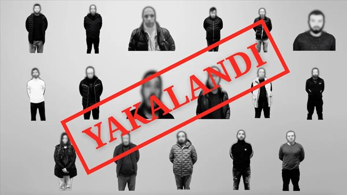 Uluslararası düzeyde aranan 17 suçlu Türkiye’ye getirildi haberinin görseli