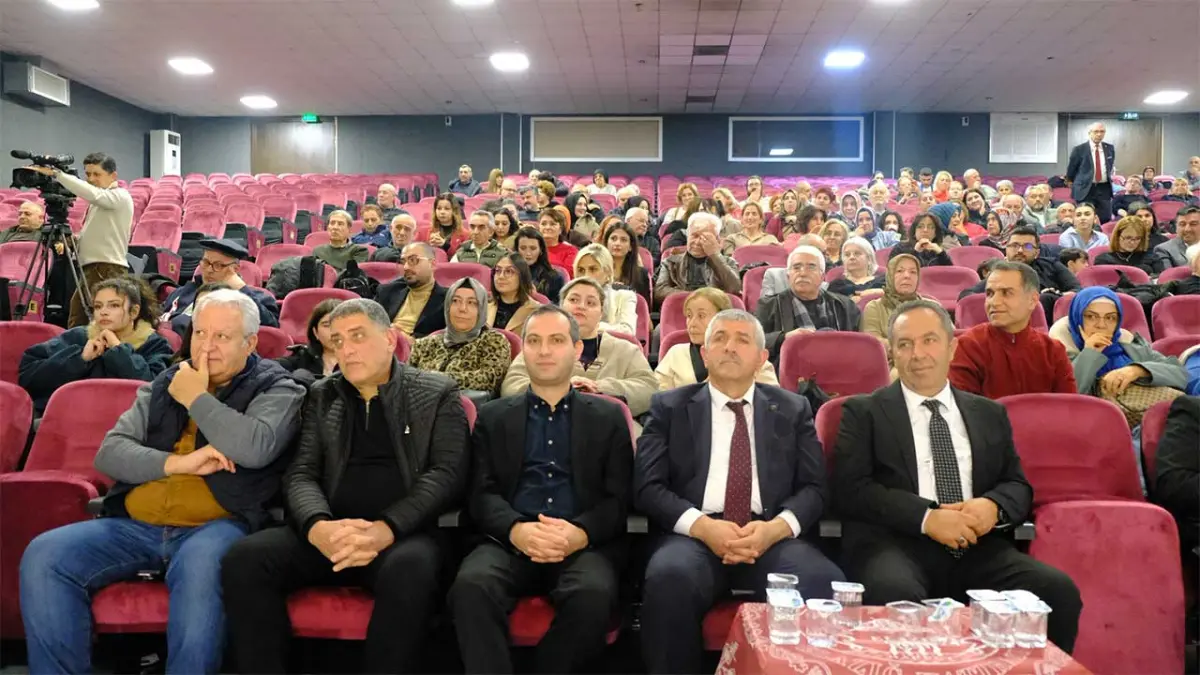 MHP İzmir İl Başkanlığı’ndan Urla’da dernek ziyareti haberinin görseli