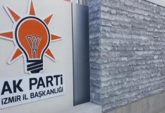 AK Parti İzmir'de revizyon: 4 ilçede yönetim görevden alındı!