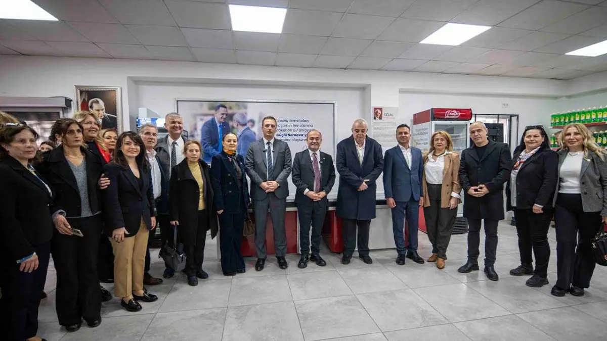 Karabat’tan Bornova Belediyesi’ne sosyal belediyecilik övgüsü haberinin görseli