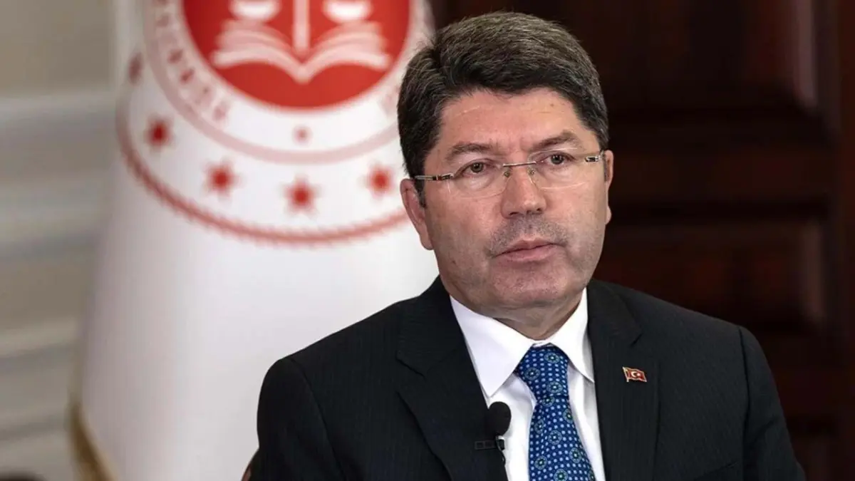 Bakan Tunç’tan Nusaybin’deki bayrak provokasyonuna sert tepki: Hiçbir saldırı cezasız kalmayacak haberinin görseli