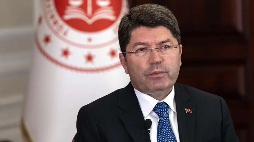 Bakan Tunç’tan Nusaybin’deki bayrak provokasyonuna sert tepki: Hiçbir saldırı cezasız kalmayacak haberinin görseli