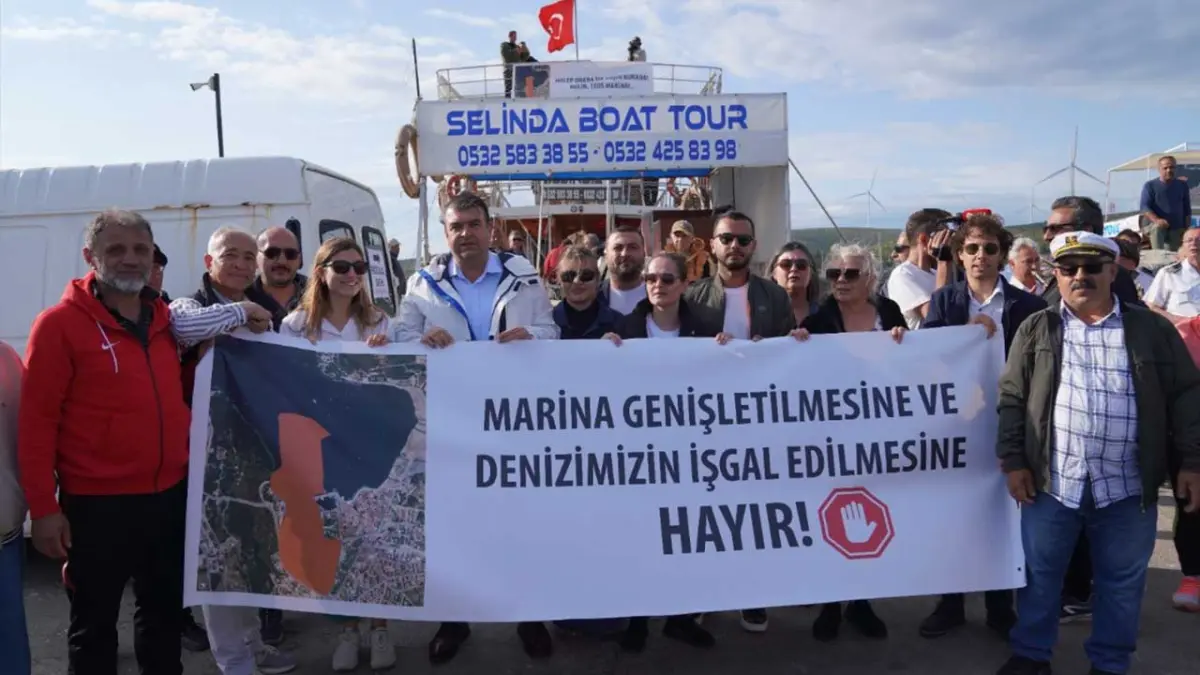 Başkan Yetişkin’den marina projesine itiraz: Sığacık’ın ölüm fermanıdır haberinin görseli