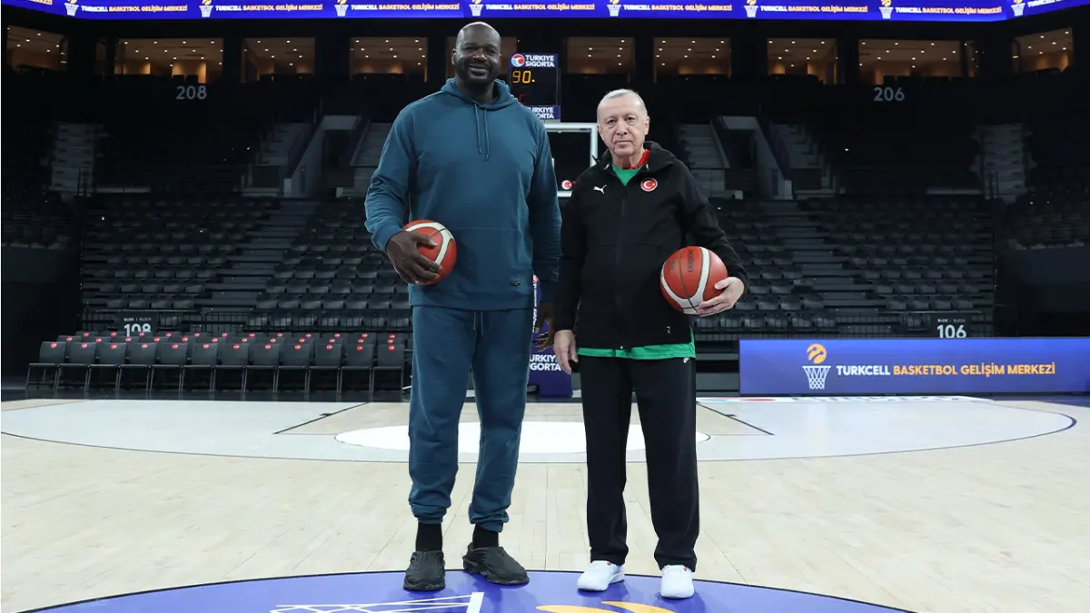 Cumhurbaşkanı Erdoğan, NBA eski oyuncusu Shaquille O'Neal ile bir araya geldi haberinin görseli