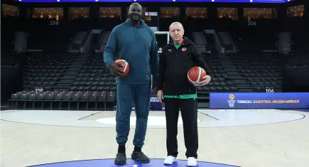 Cumhurbaşkanı Erdoğan, NBA eski oyuncusu Shaquille O'Neal ile bir araya geldi