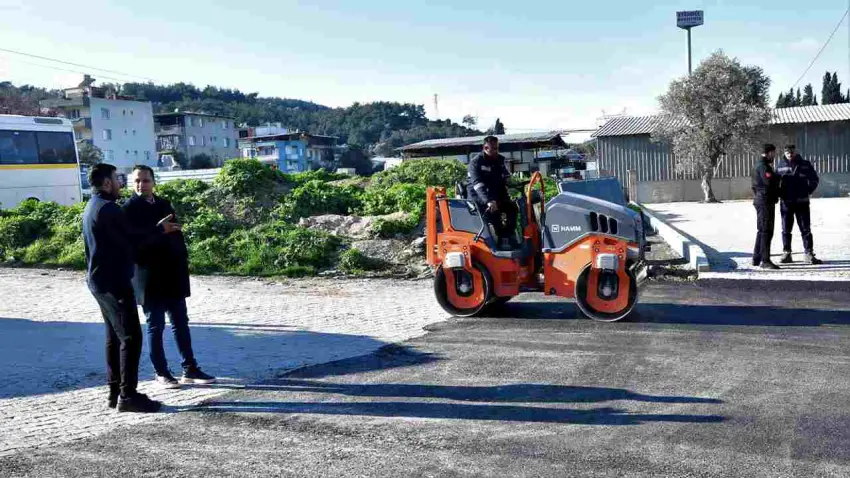 Işıkkent ve Pınarbaşı’nda yollar baştan sona yenilendi