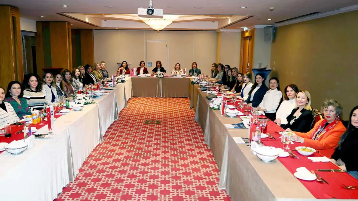 İZİKAD’ın 2026 yılı ilk üye buluşması gerçekleşti haberinin görseli