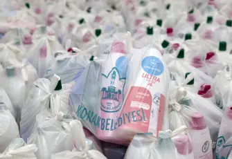 Konak’tan ihtiyaç sahiplerine temizlik ve hijyen desteği