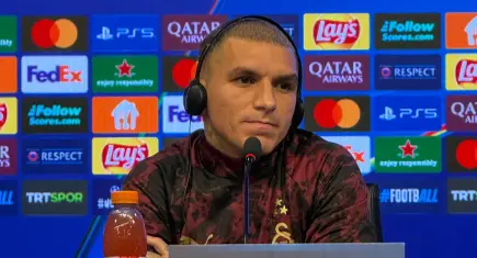 Lucas Torreira’dan ayrılık iddialarına yanıt: Galatasaray'da mutluyum