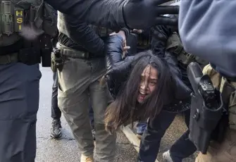 Minneapolis'te 10 binden fazla düzensiz göçmenin gözaltına alındı