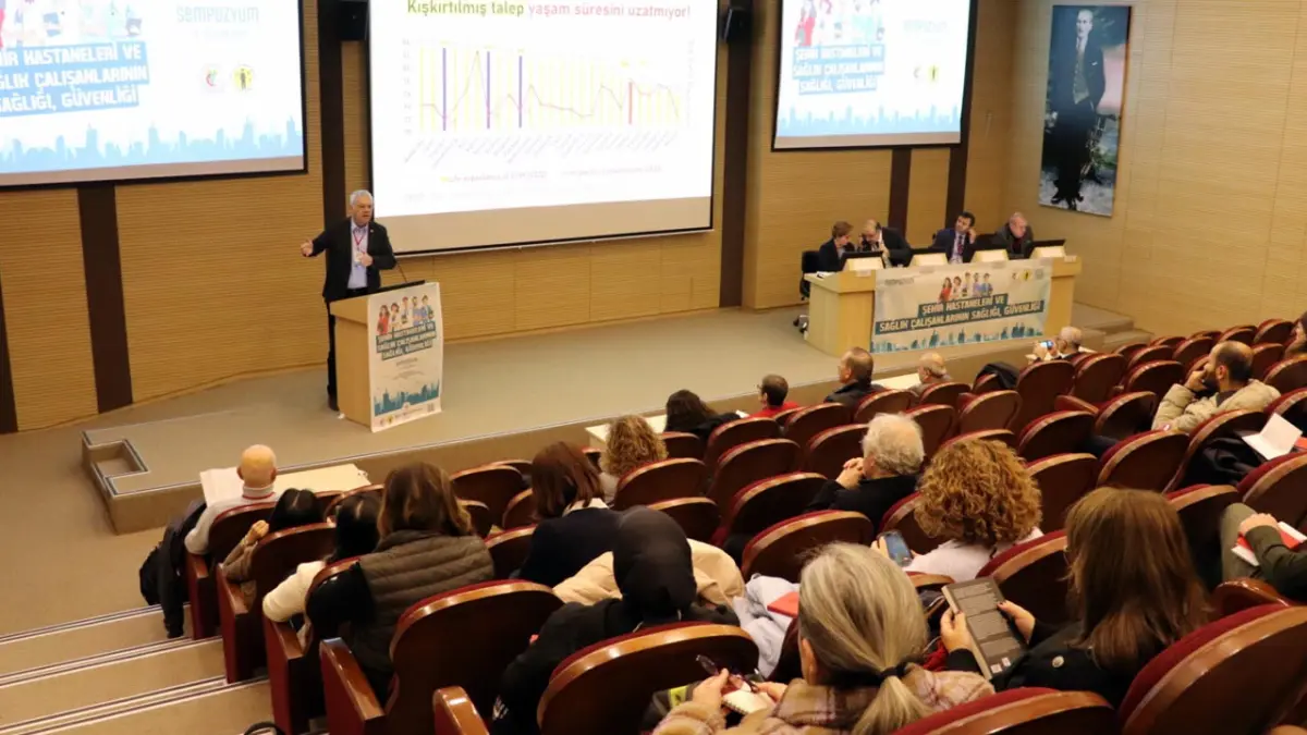 Şehir hastaneleri ve sağlık çalışanlarının güvenliği masaya yatırıldı haberinin görseli