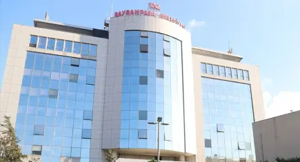 Bayrampaşa Belediyesi’nde yolsuzluk operasyonu: 13 gözaltı kararı