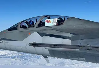 HÜRJET'ler İspanya'daki tren kazası kayıpları anısına uçtu