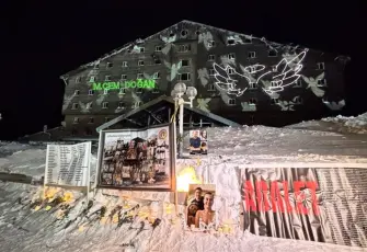 Kartalkaya faciasının üzerinden bir yıl geçti: Grand Kartal Otel yangınında kaybedilen 78 can anıldı 