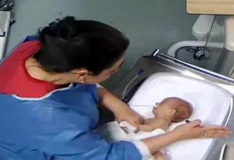 5 günlük bebek şiddet nedeniyle engelli kaldı: Hemşire hakkında 3 yıl hapis istemi